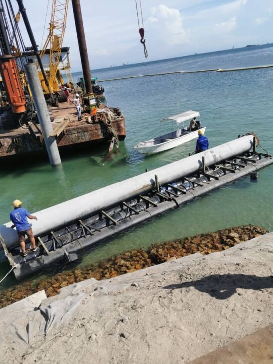Project Pembinaan Floating Jetty (Daerah Maritim KK) - R K Engineering